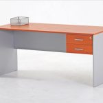 Escritorio con 2 cajones